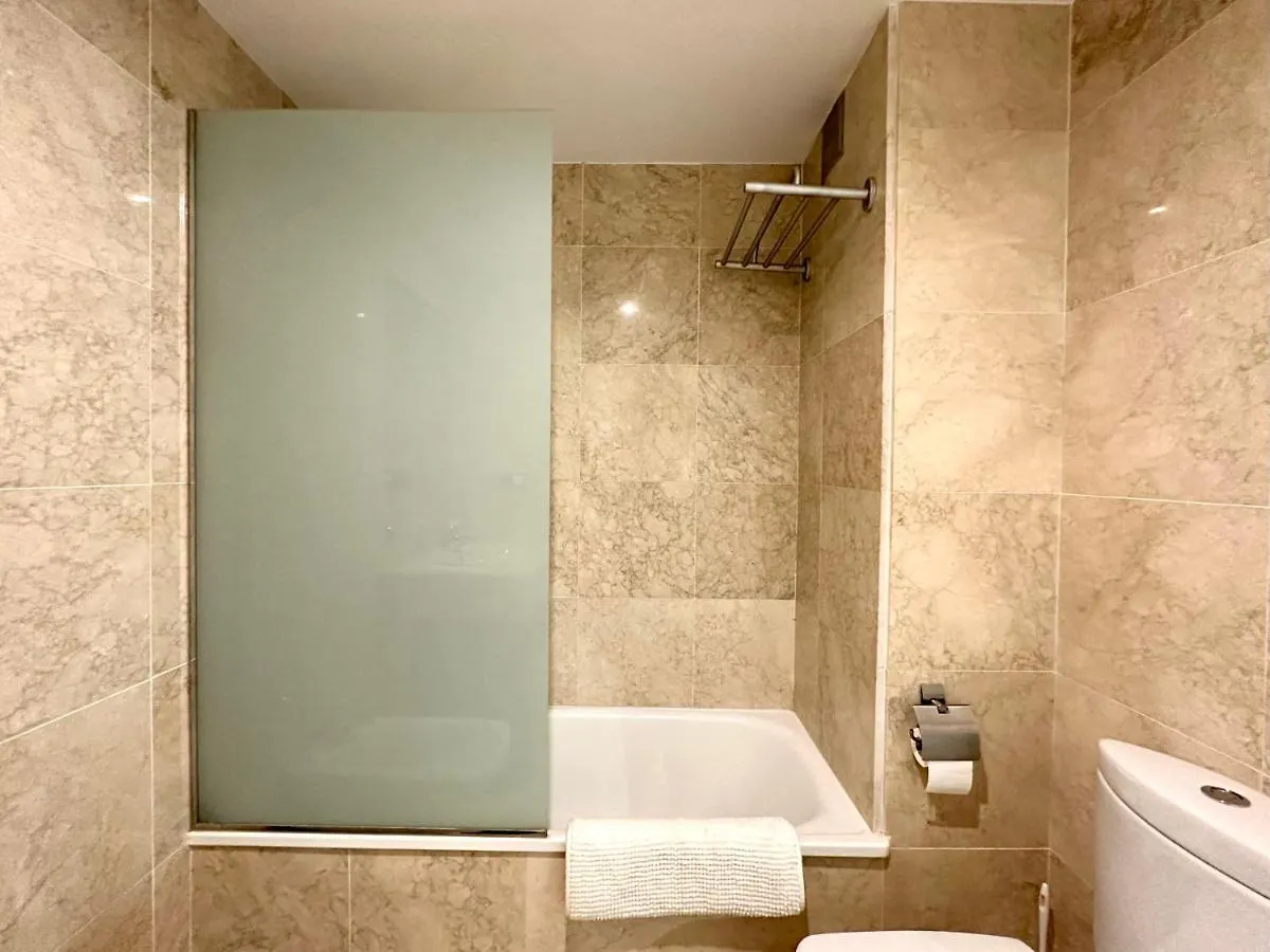 Appartamento Moderno Apartamento Con Preciosas Vistas Al Mar En Urbanizacion Con Piscina - Rio Real 11 2G Marbella