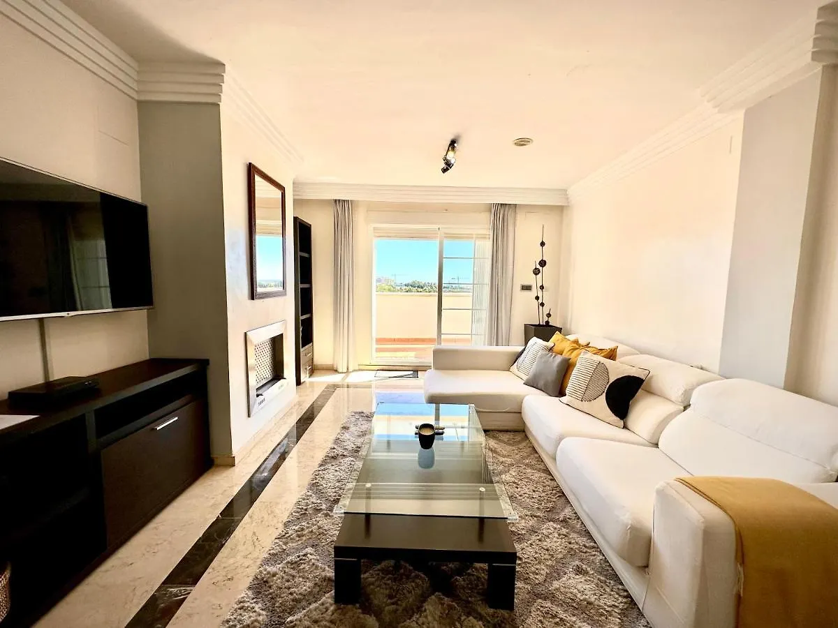 Apartment Moderno Apartamento Con Preciosas Vistas Al Mar En Urbanizacion Con Piscina - Rio Real 11 2G Marbella